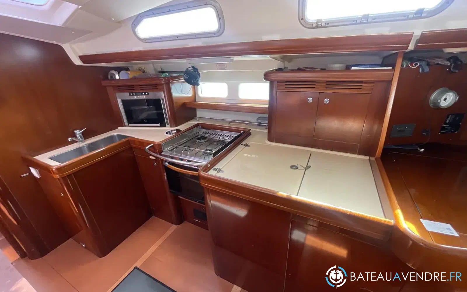 slider 25 Beneteau Oceanis 523
