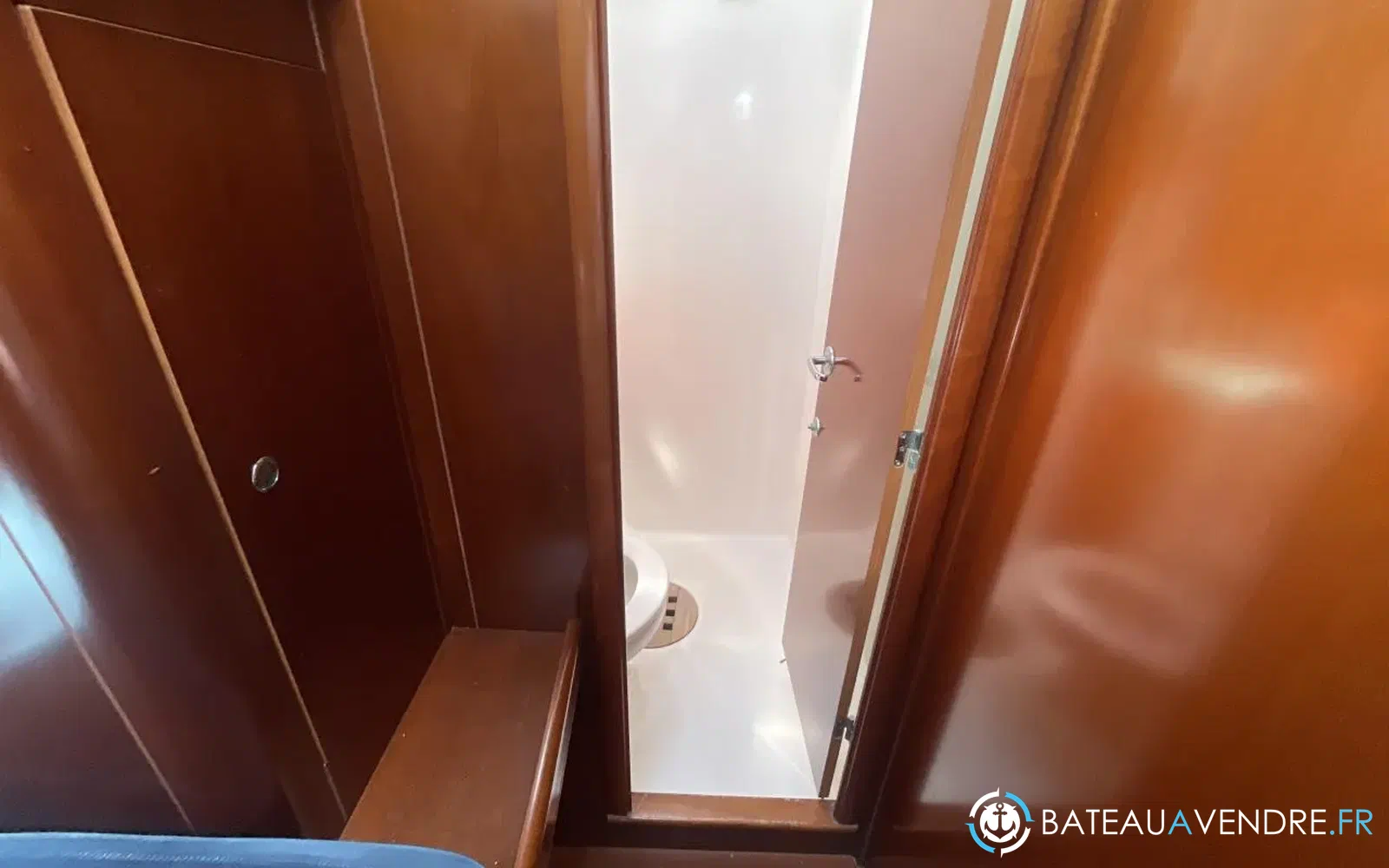 slider 29 Beneteau Oceanis 523