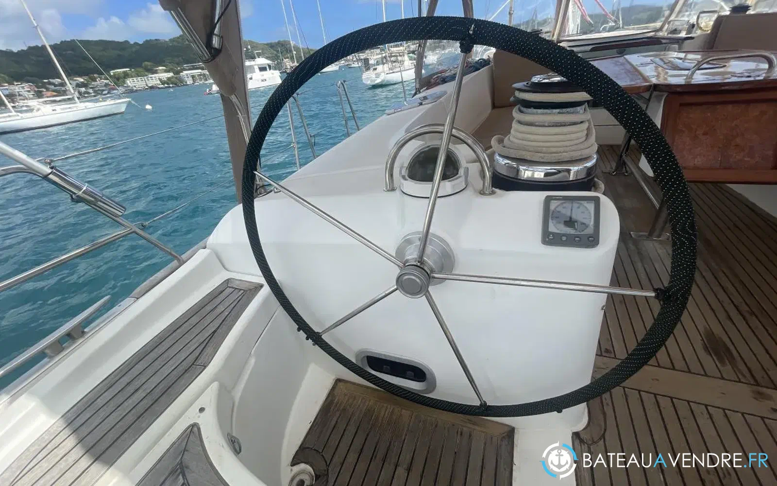 slider 3 Beneteau Oceanis 523