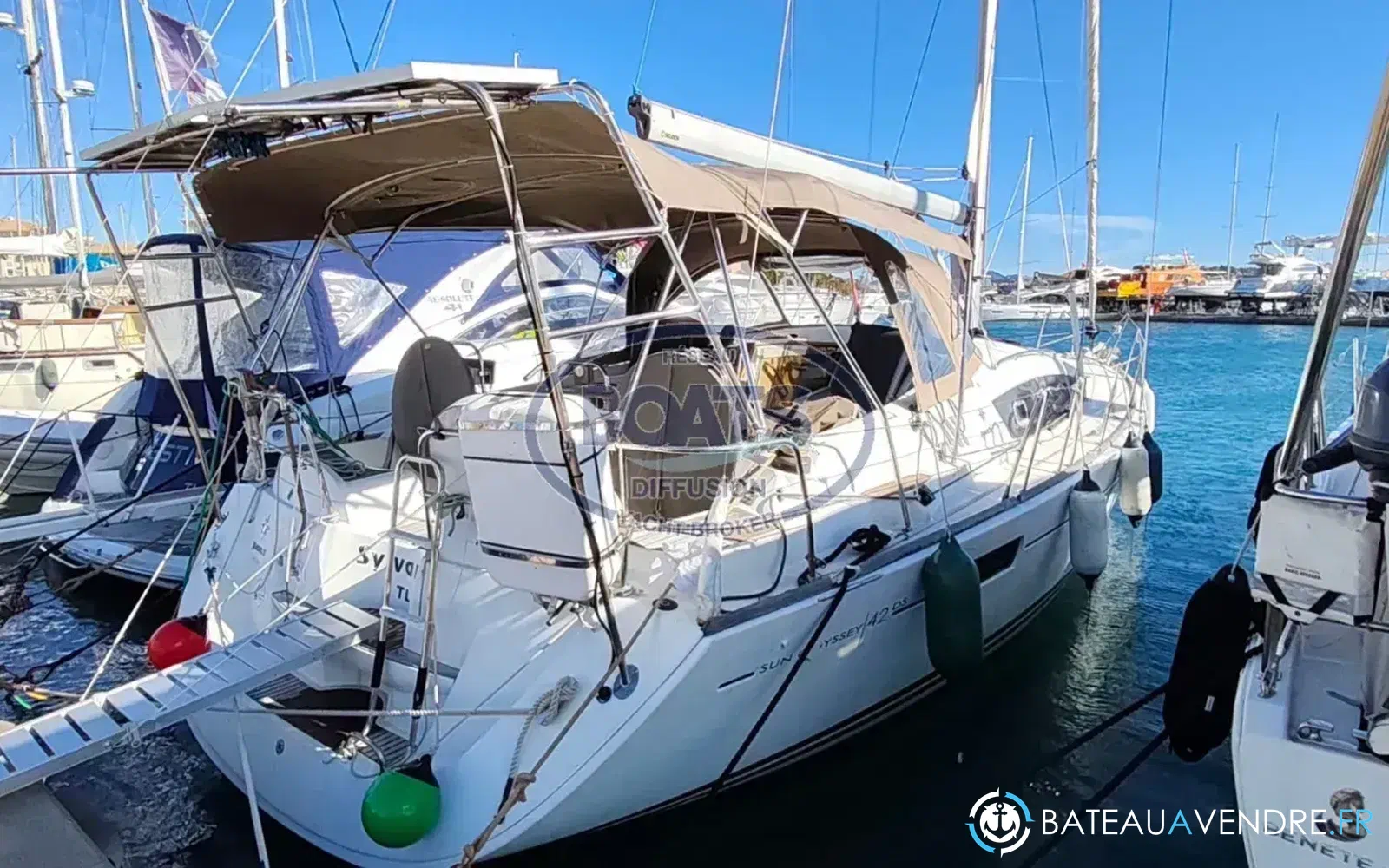 slider 1 Jeanneau Sun Odyssey 42 DS