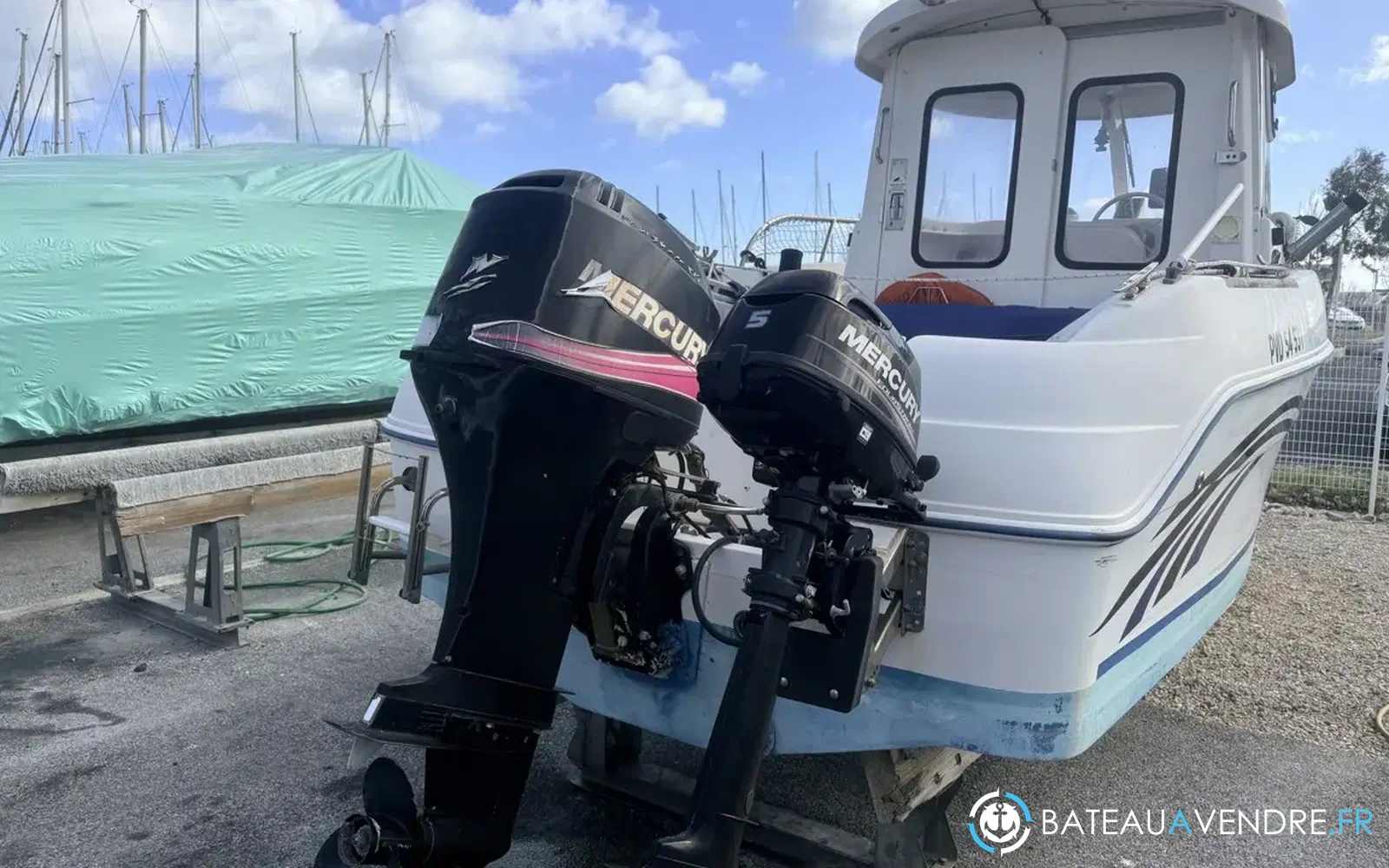 slider 11 Quicksilver 500 Pilothouse