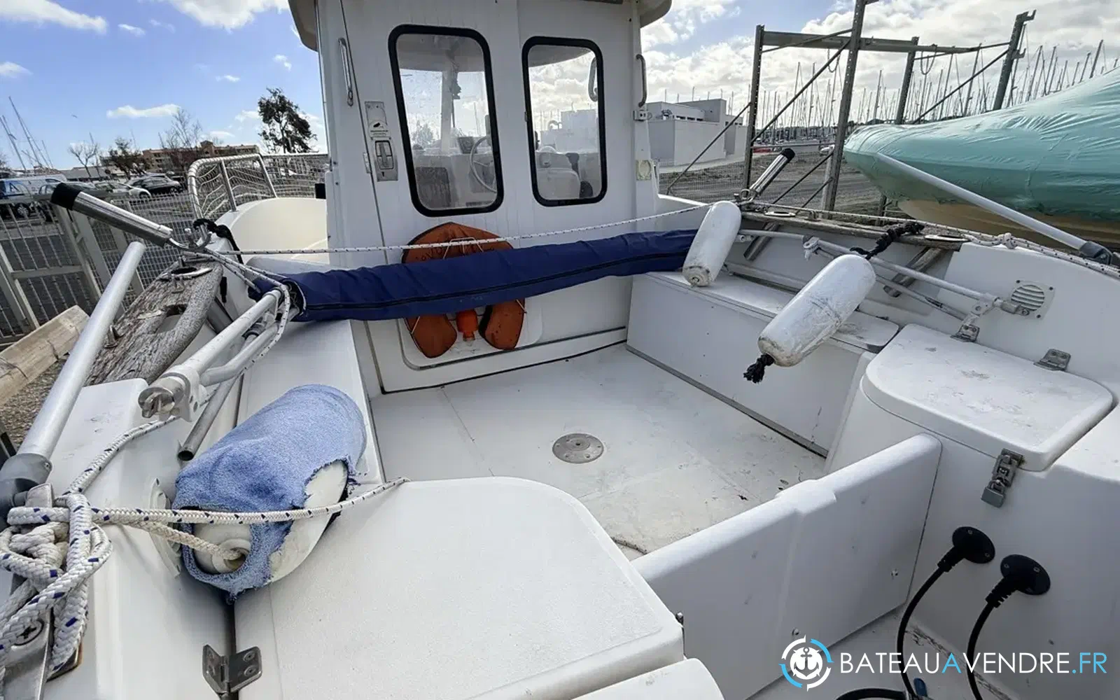 slider 6 Quicksilver 500 Pilothouse
