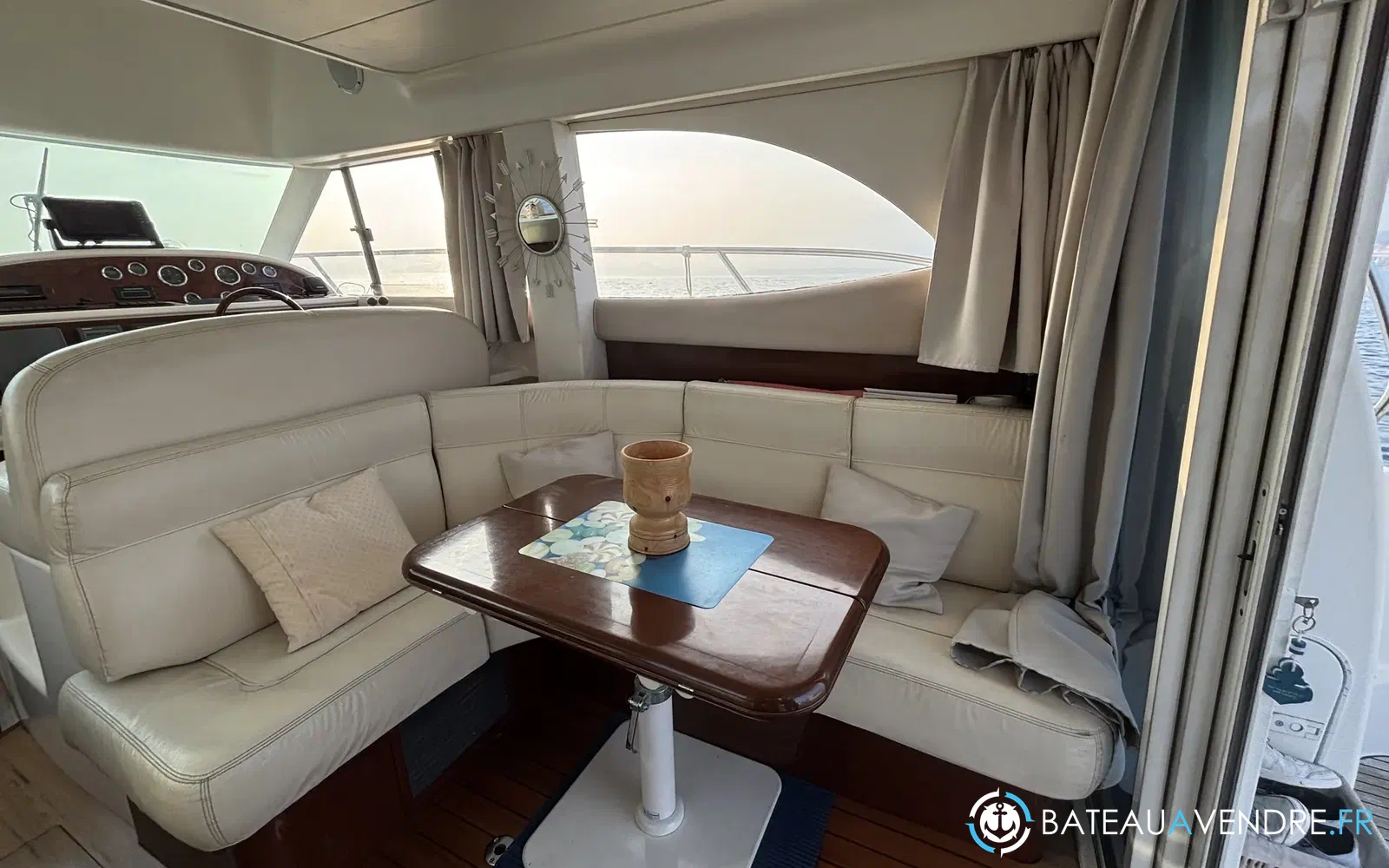 slider 26 Jeanneau Prestige 36
