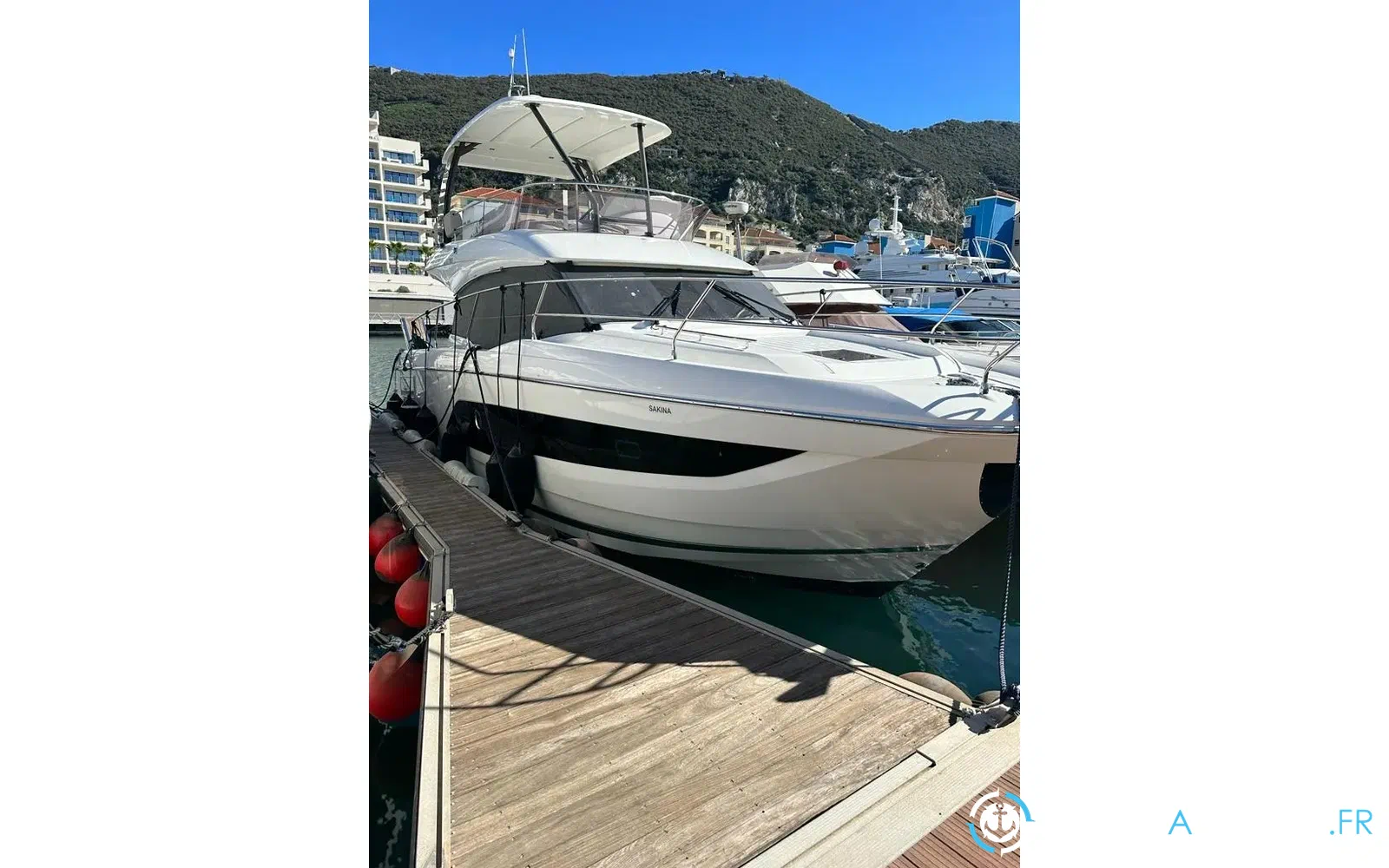 slider 5 Jeanneau Prestige 420 Fly
