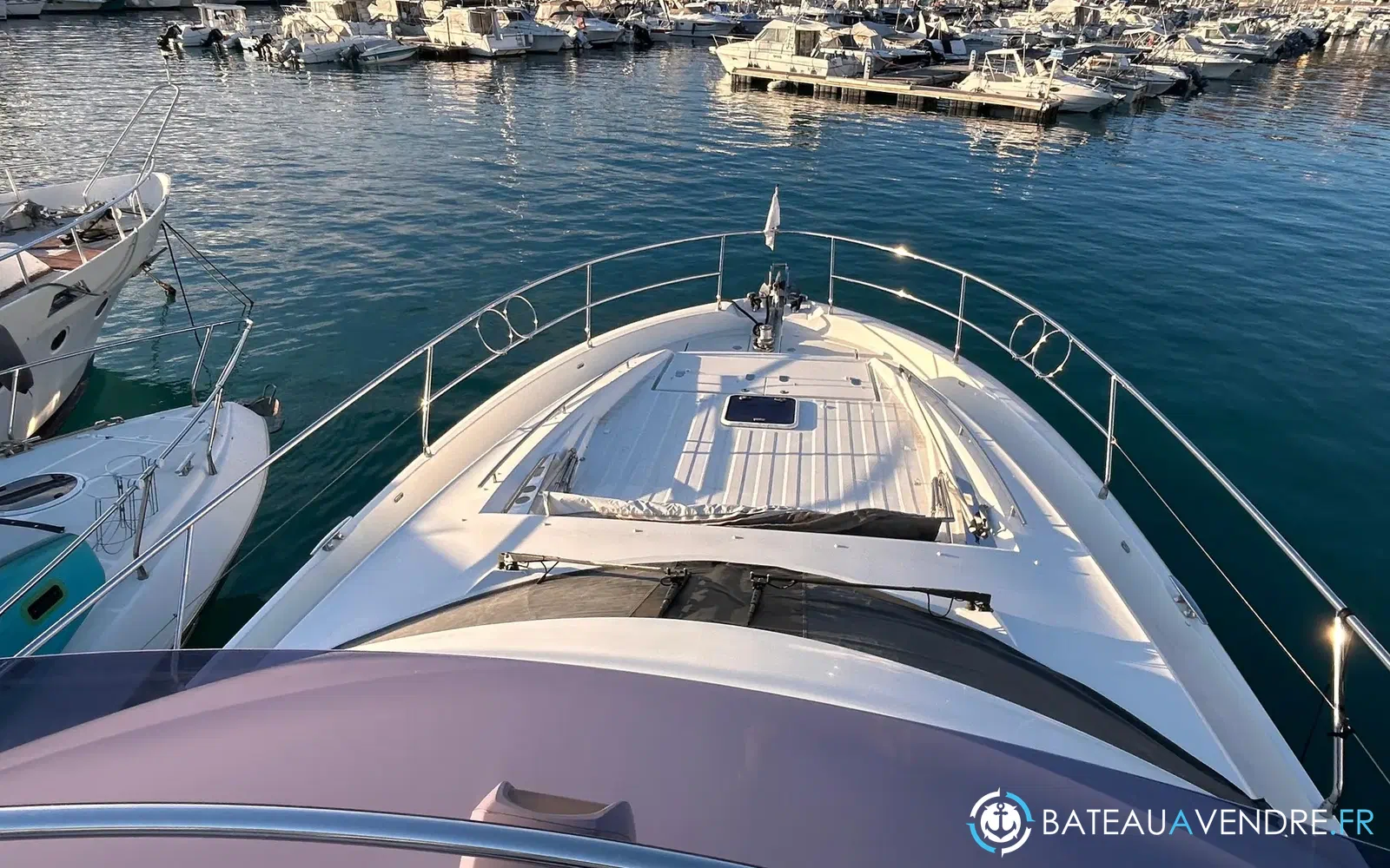 slider 13 Prestige Yachts 560 S
