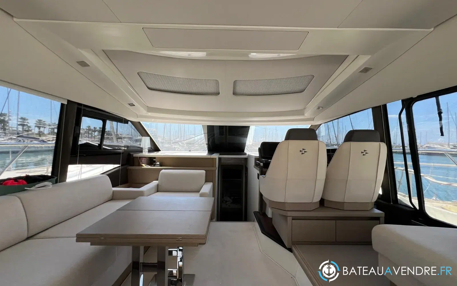 slider 12 Prestige Yachts 520 S