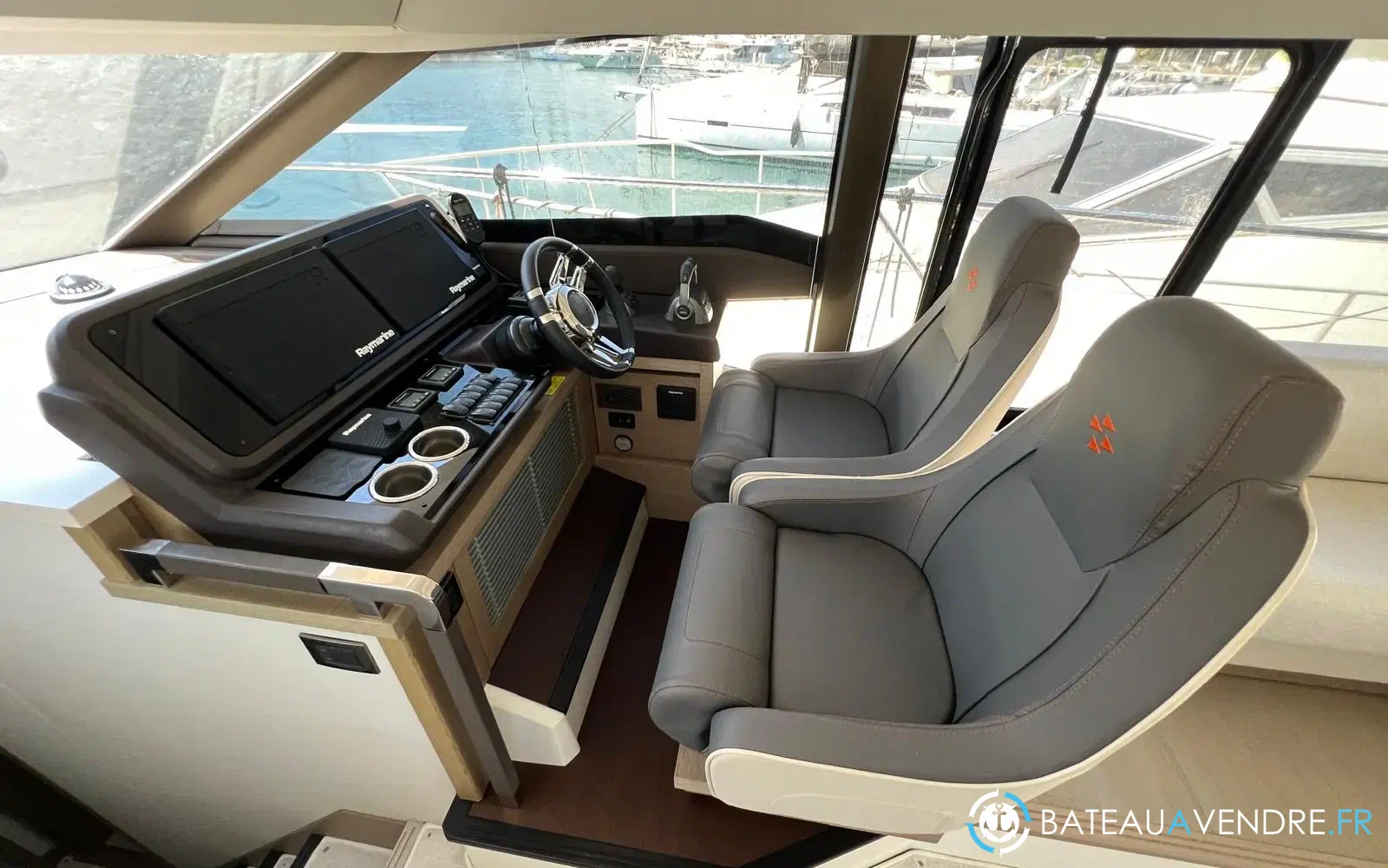 slider 14 Prestige Yachts 520 S