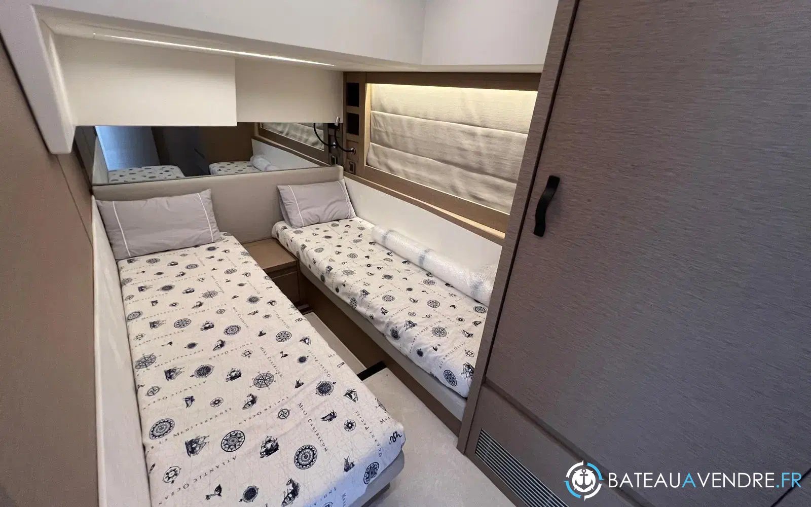 slider 18 Prestige Yachts 520 S