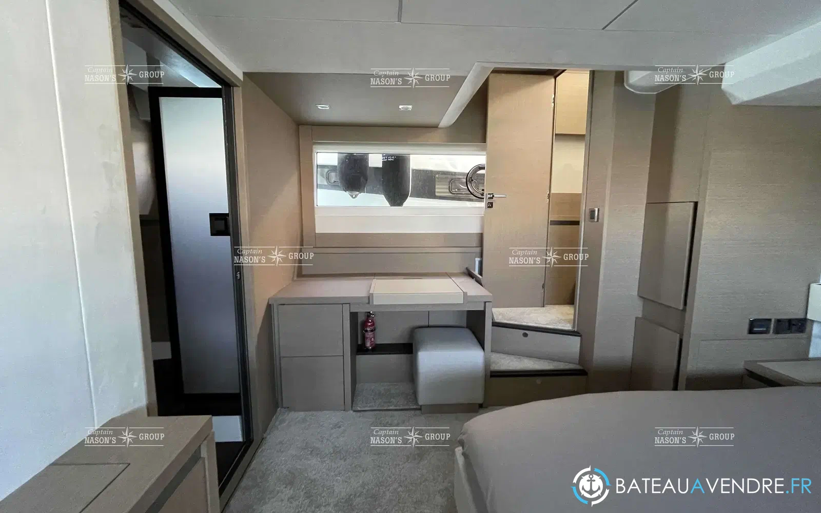 slider 3 Prestige Yachts PRESTIGE 630