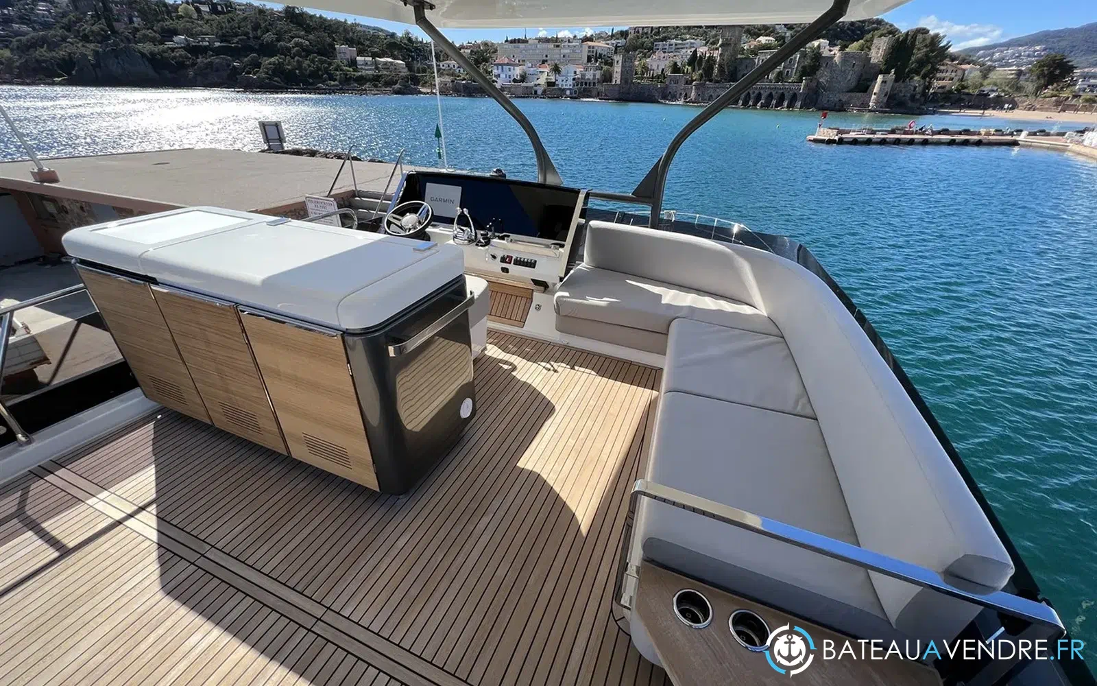 slider 9 Prestige Yachts X60