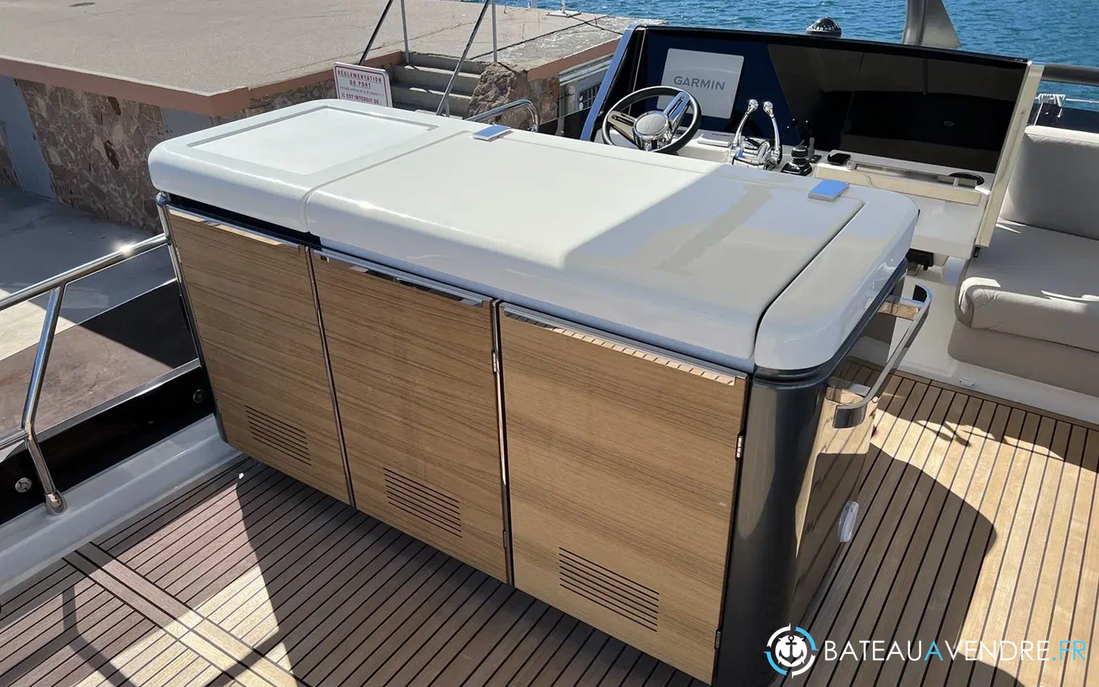 slider 11 Prestige Yachts X60