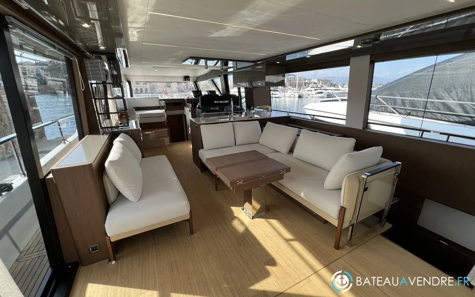 slider 16 Prestige Yachts X60