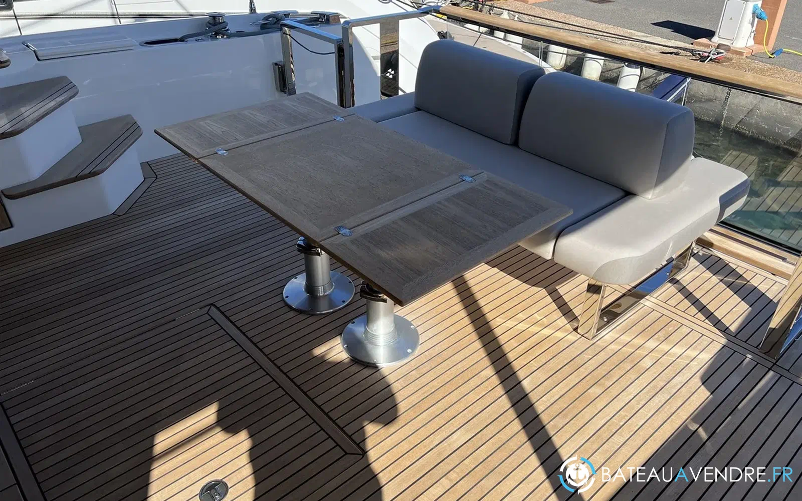 slider 4 Prestige Yachts X60