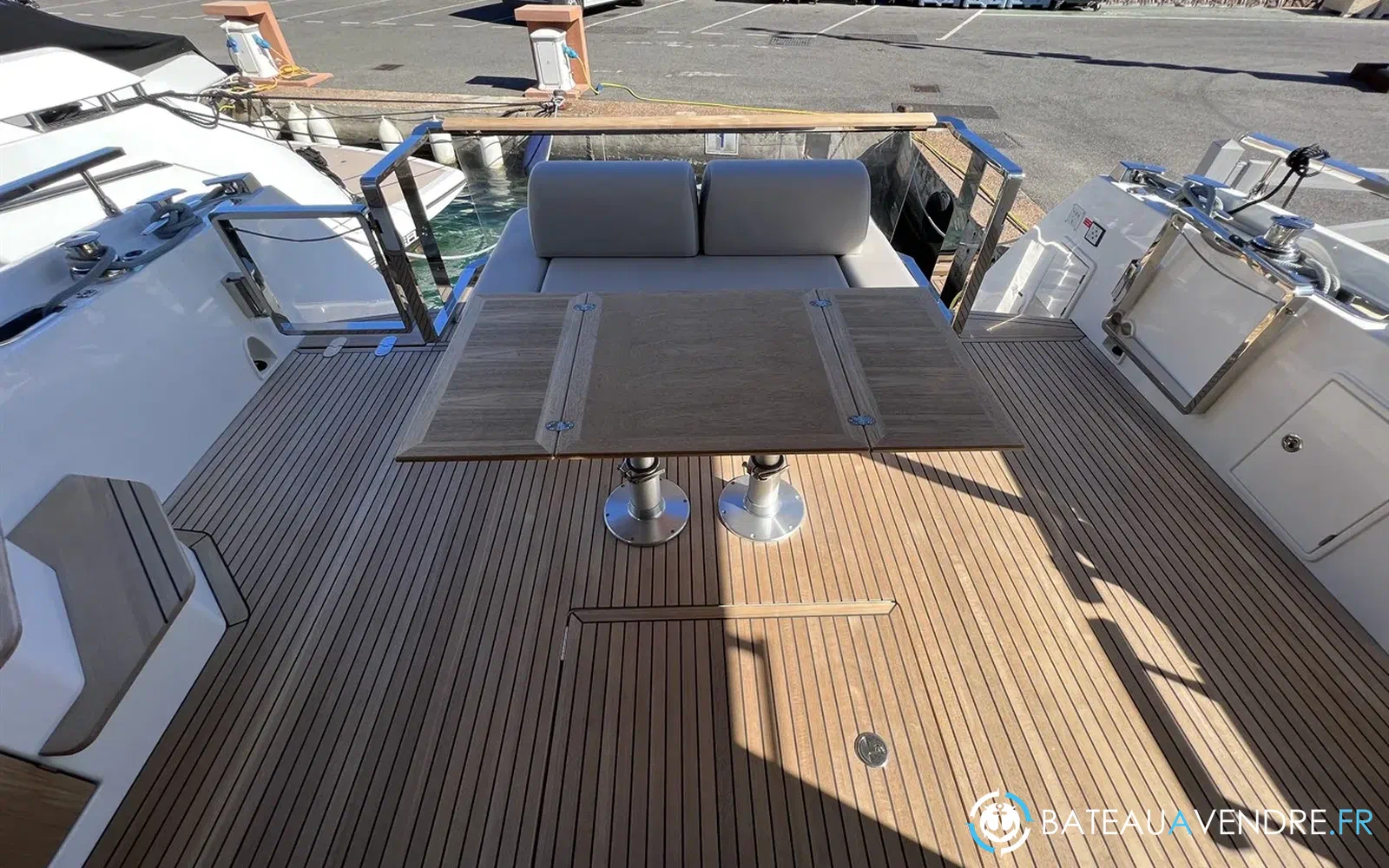 slider 5 Prestige Yachts X60