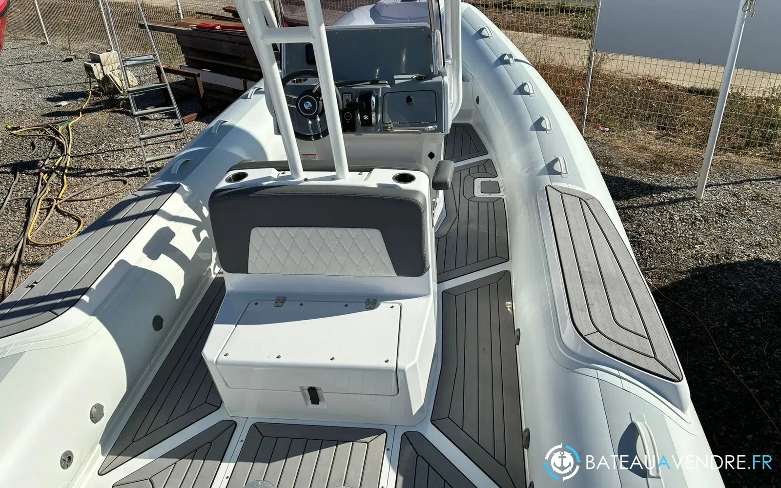 slider 11 Gala Boats V7