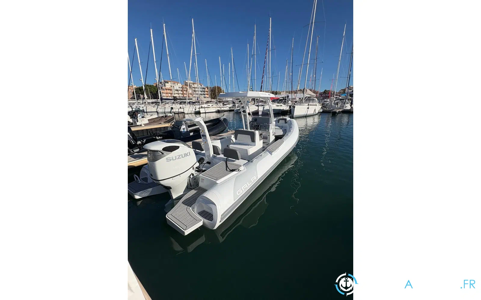 slider 0 Gala Boats V7
