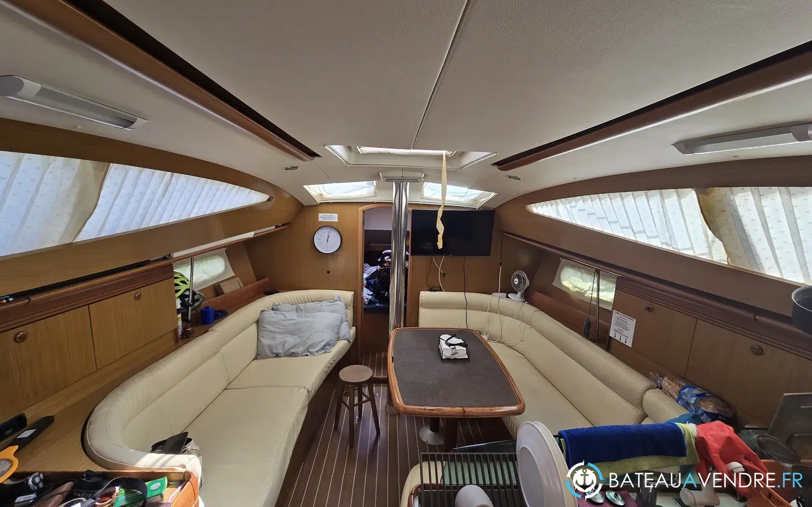 slider 11 Jeanneau Sun Odyssey 39 DS