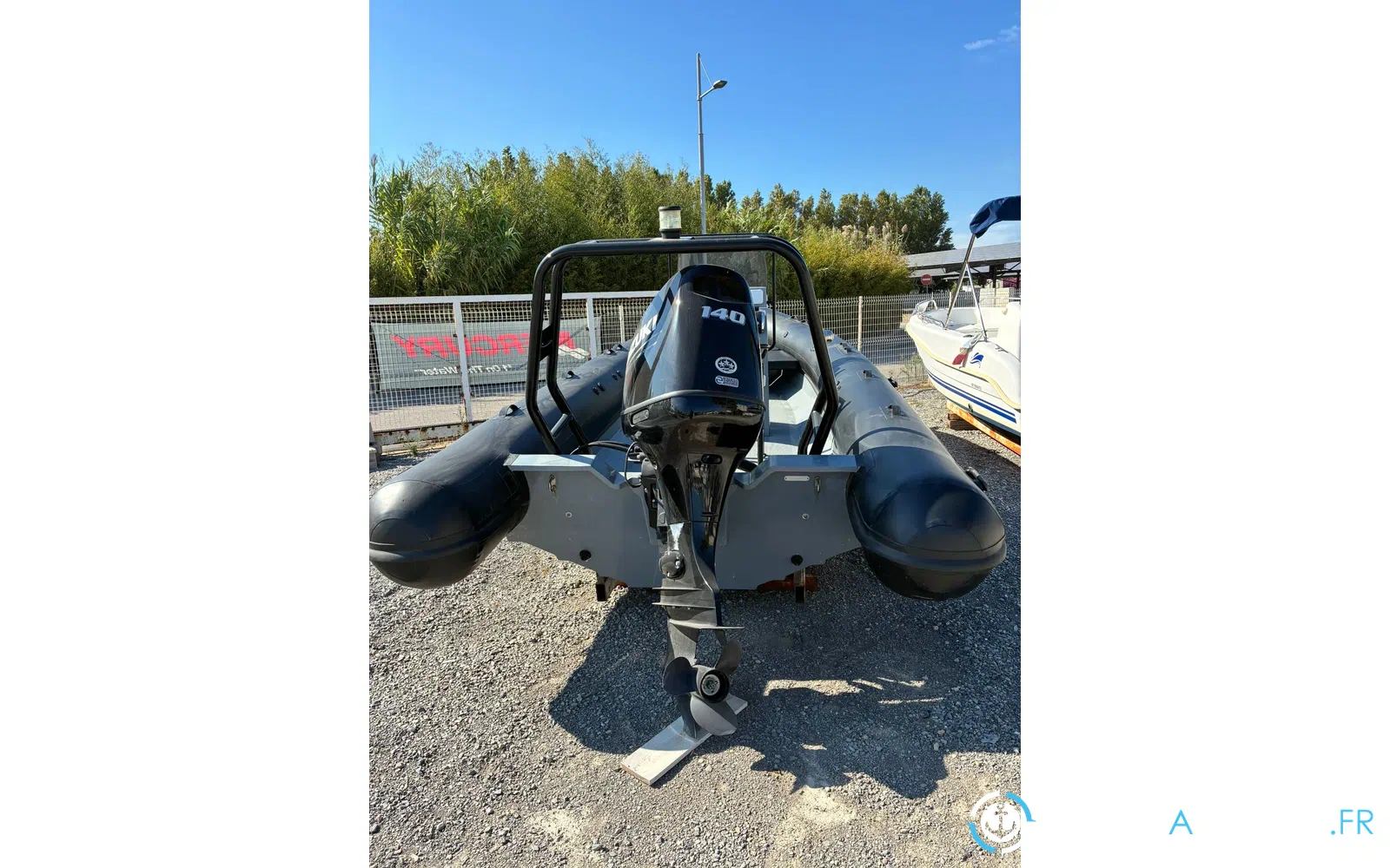 slider 3 Navisoul 650