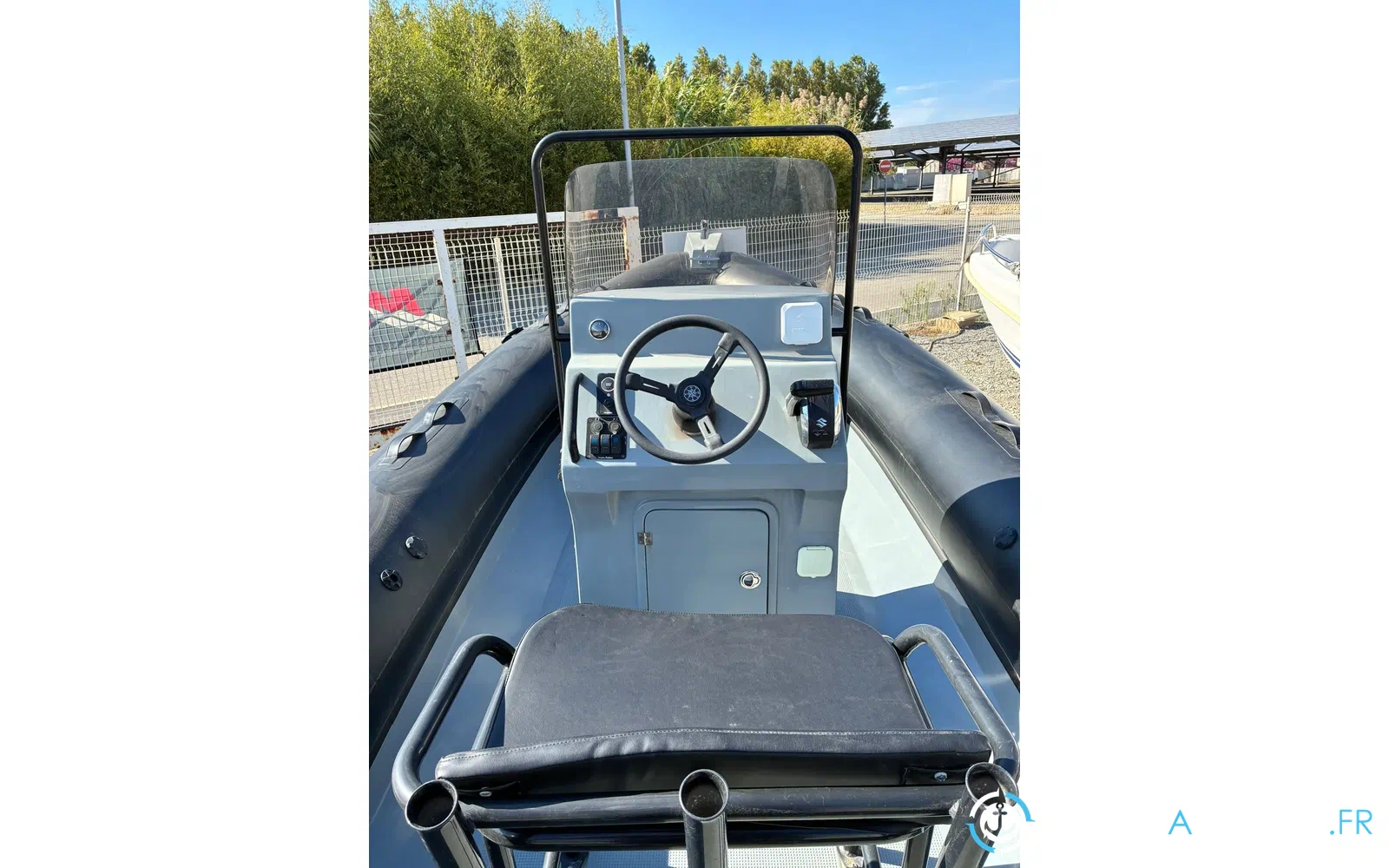 slider 4 Navisoul 650