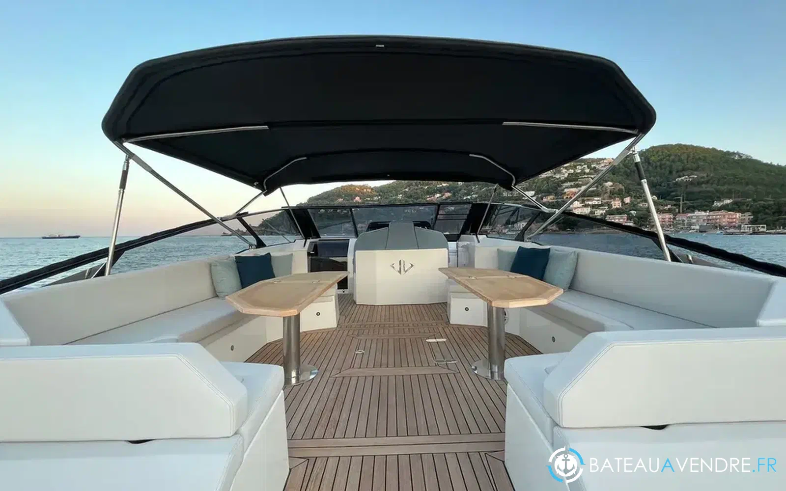 slider 6 BB Yachts 44 Panarea