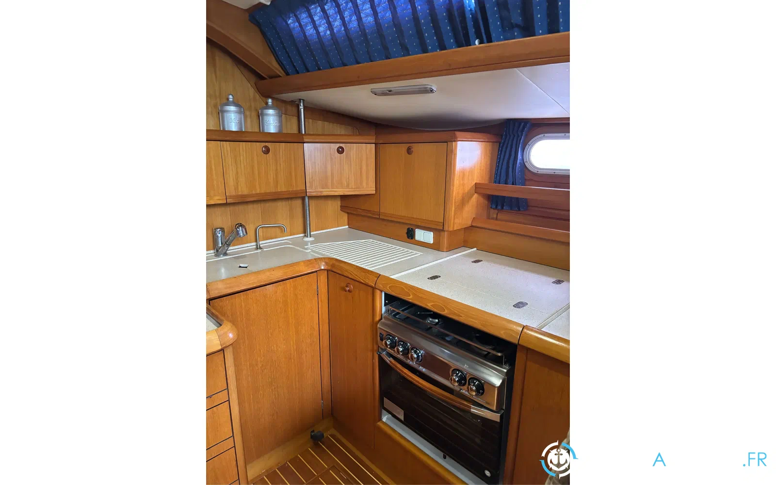 slider 14 Jeanneau Sun Odyssey 52.2