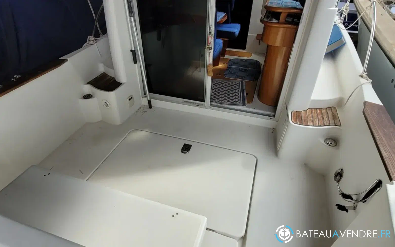 slider 15 Beneteau Antares 760 Exclusive
