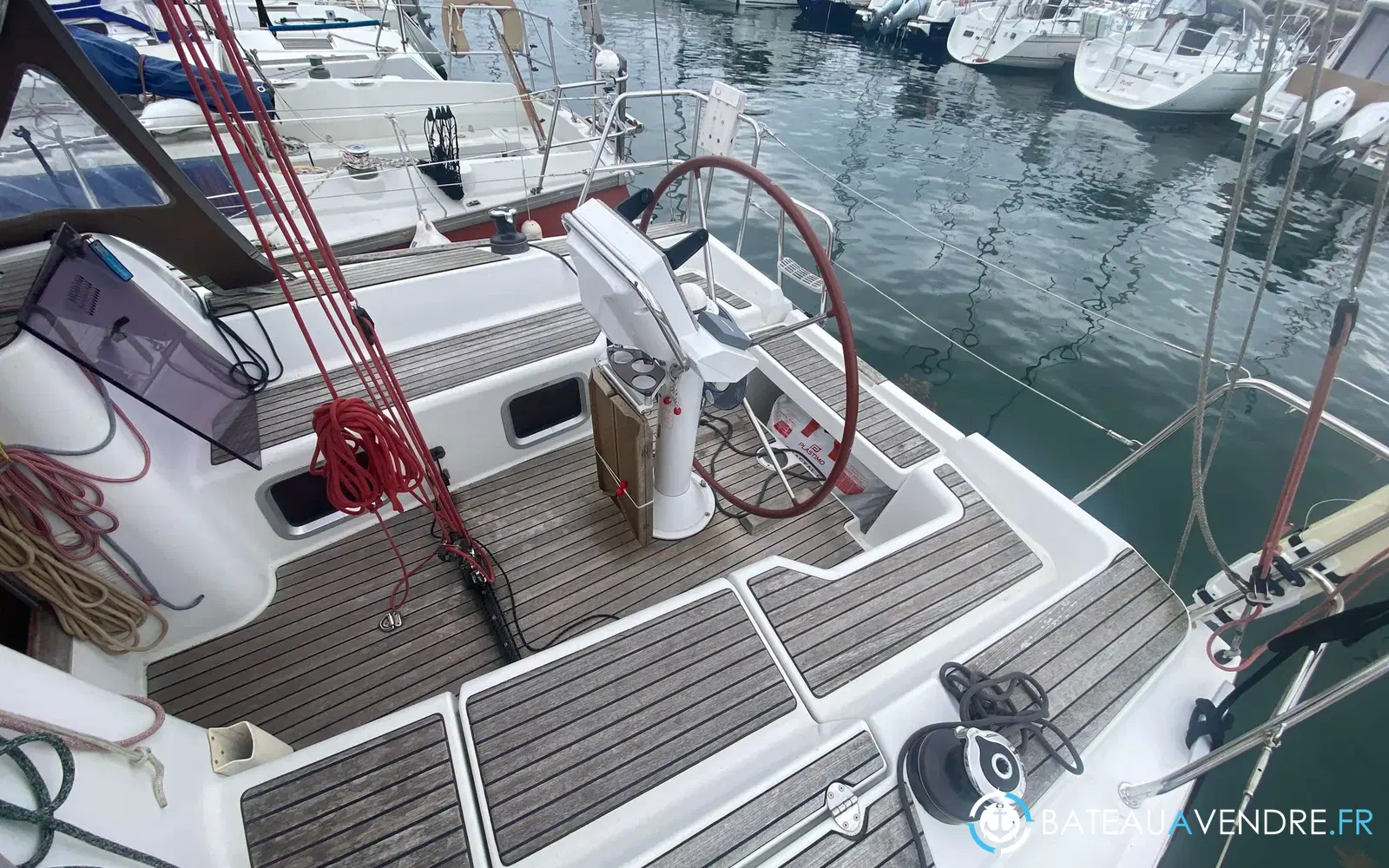 slider 2 Jeanneau Sun Odyssey 33 I Performance