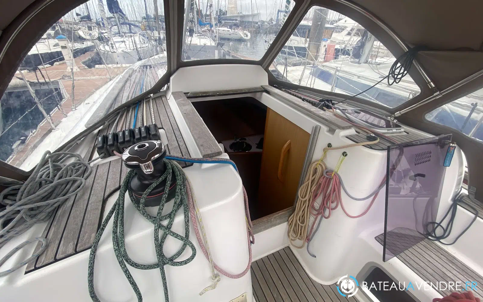 slider 5 Jeanneau Sun Odyssey 33 I Performance