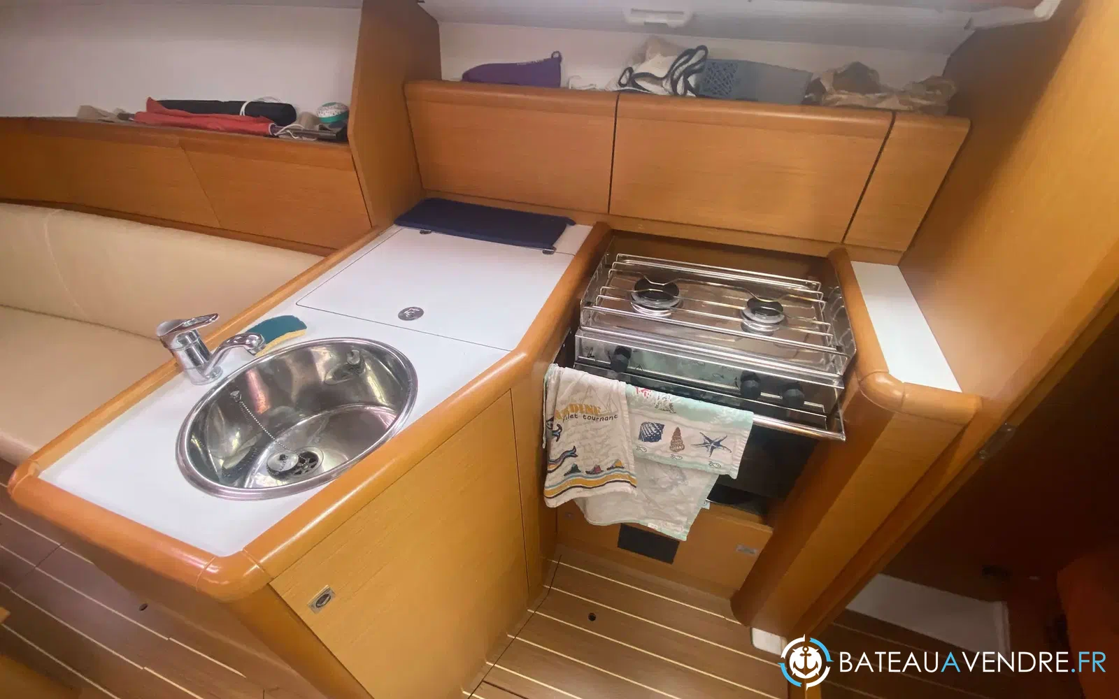 slider 8 Jeanneau Sun Odyssey 33 I Performance