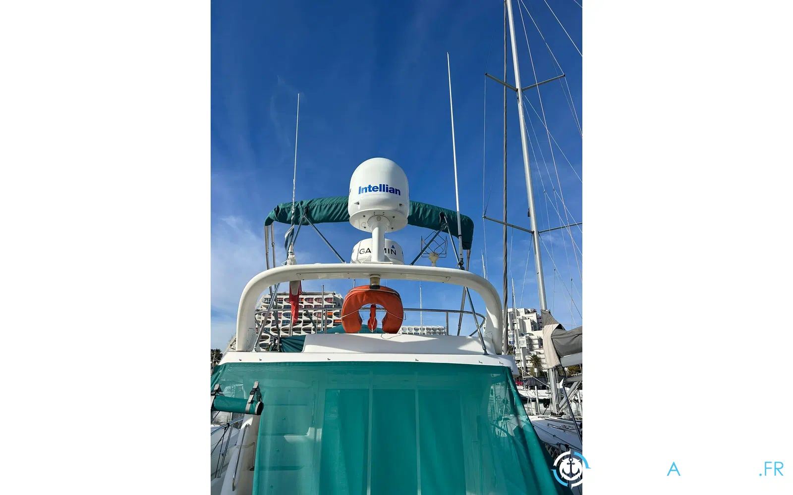 slider 18 Jeanneau Prestige 36 Fly