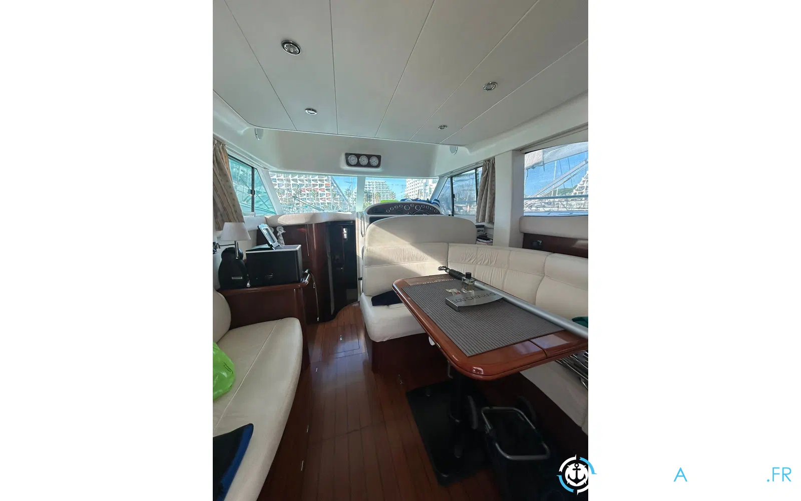 slider 3 Jeanneau Prestige 36 Fly