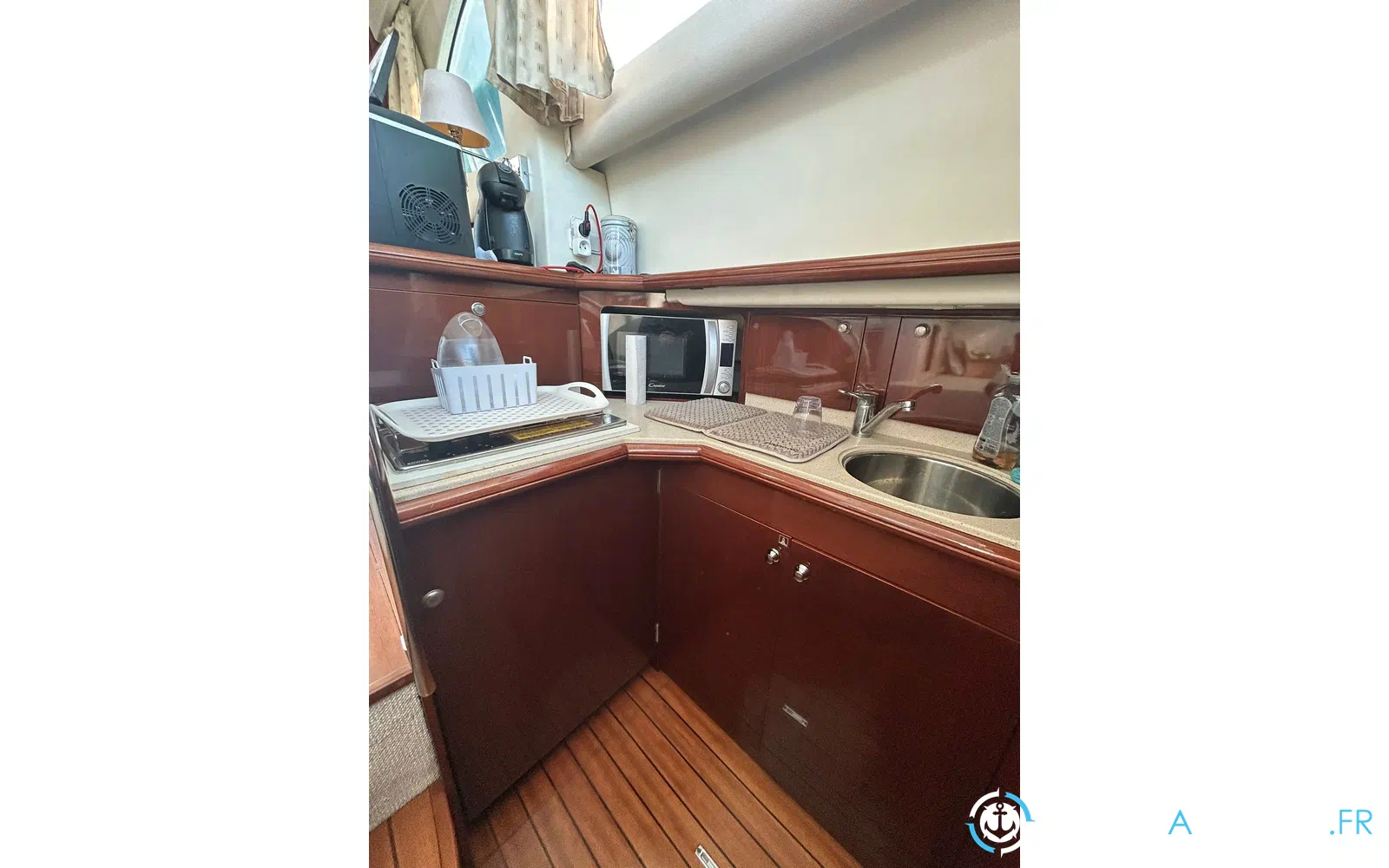 slider 5 Jeanneau Prestige 36 Fly