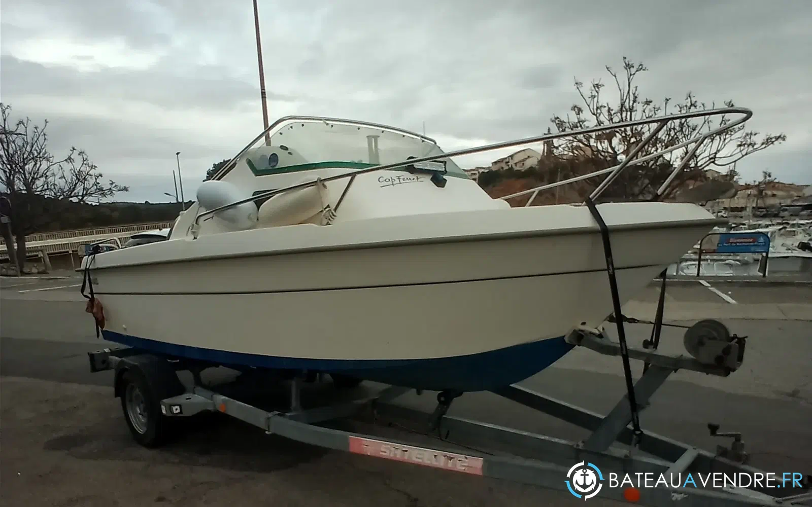 slider 2 B2 Marine Cap Ferret S II