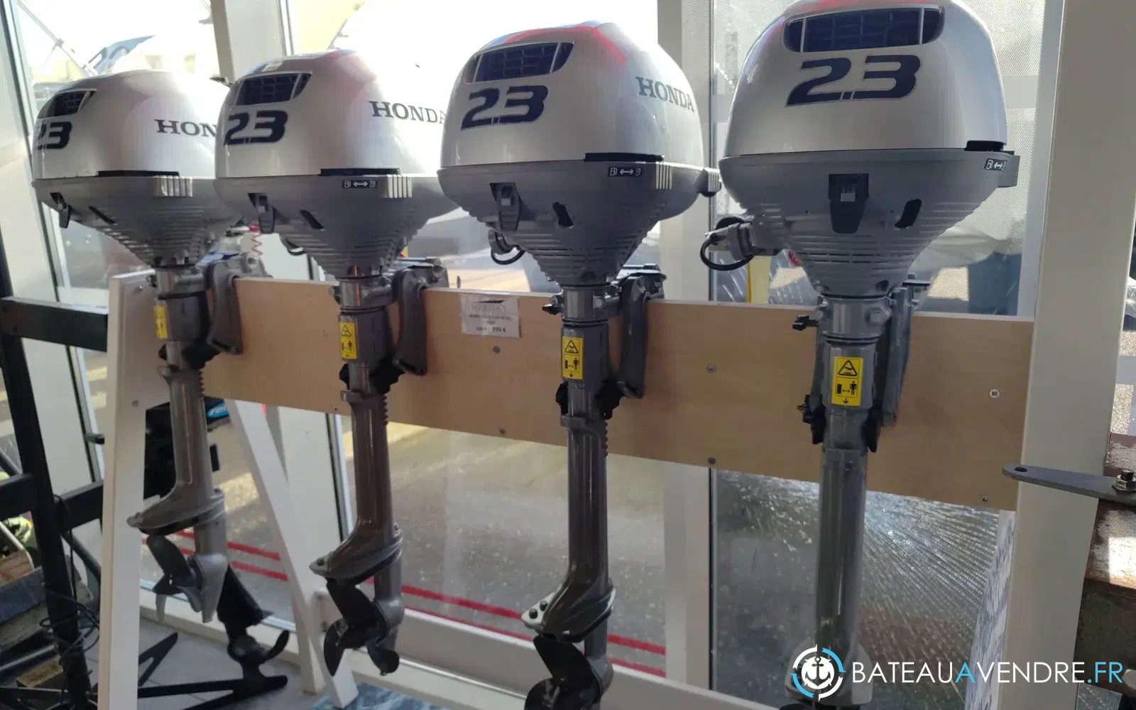 slider 4 NEUF ! HONDA BF2,3 DK3 SCHU arbre court