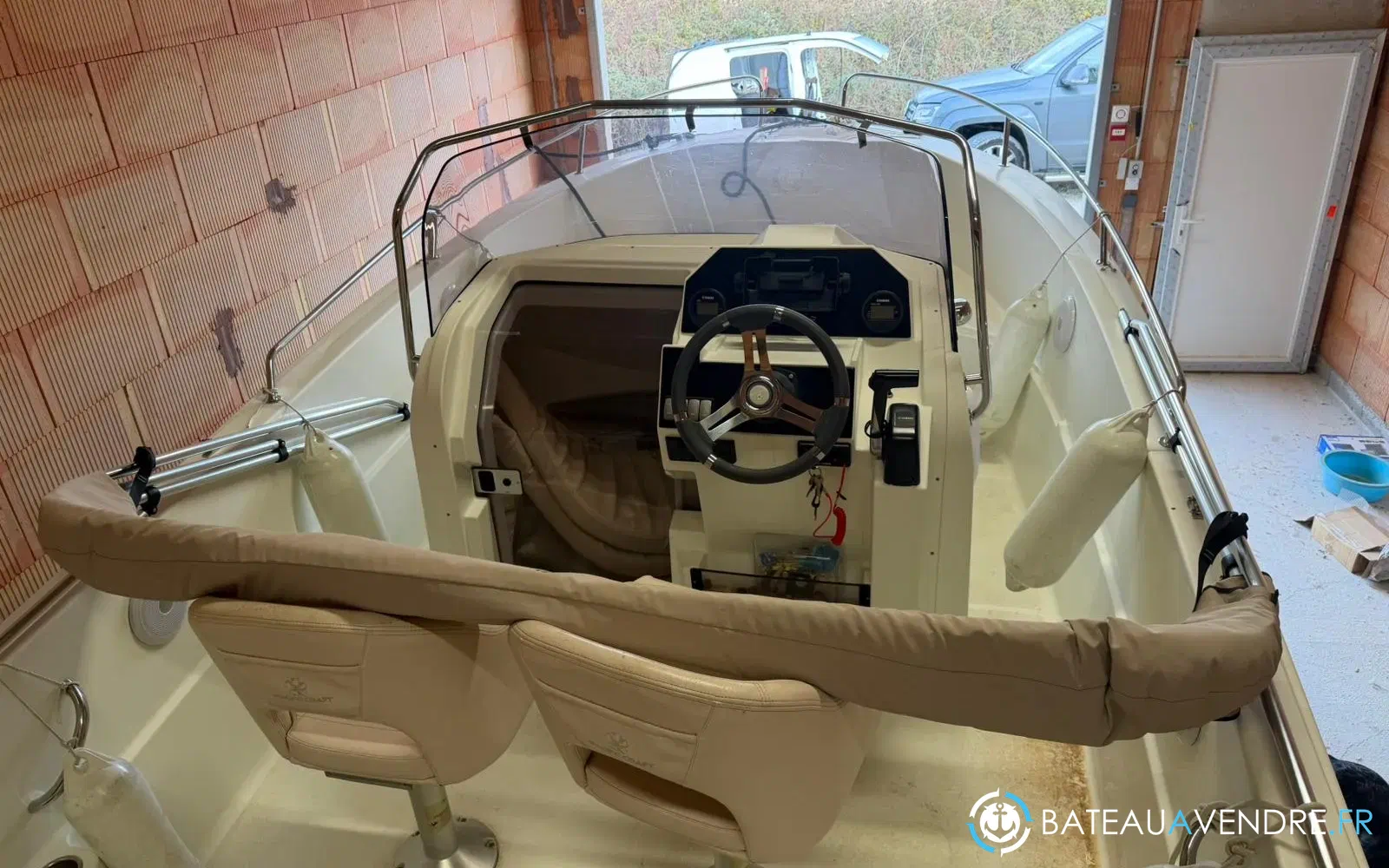 slider 4 Pacific Craft 625 Open