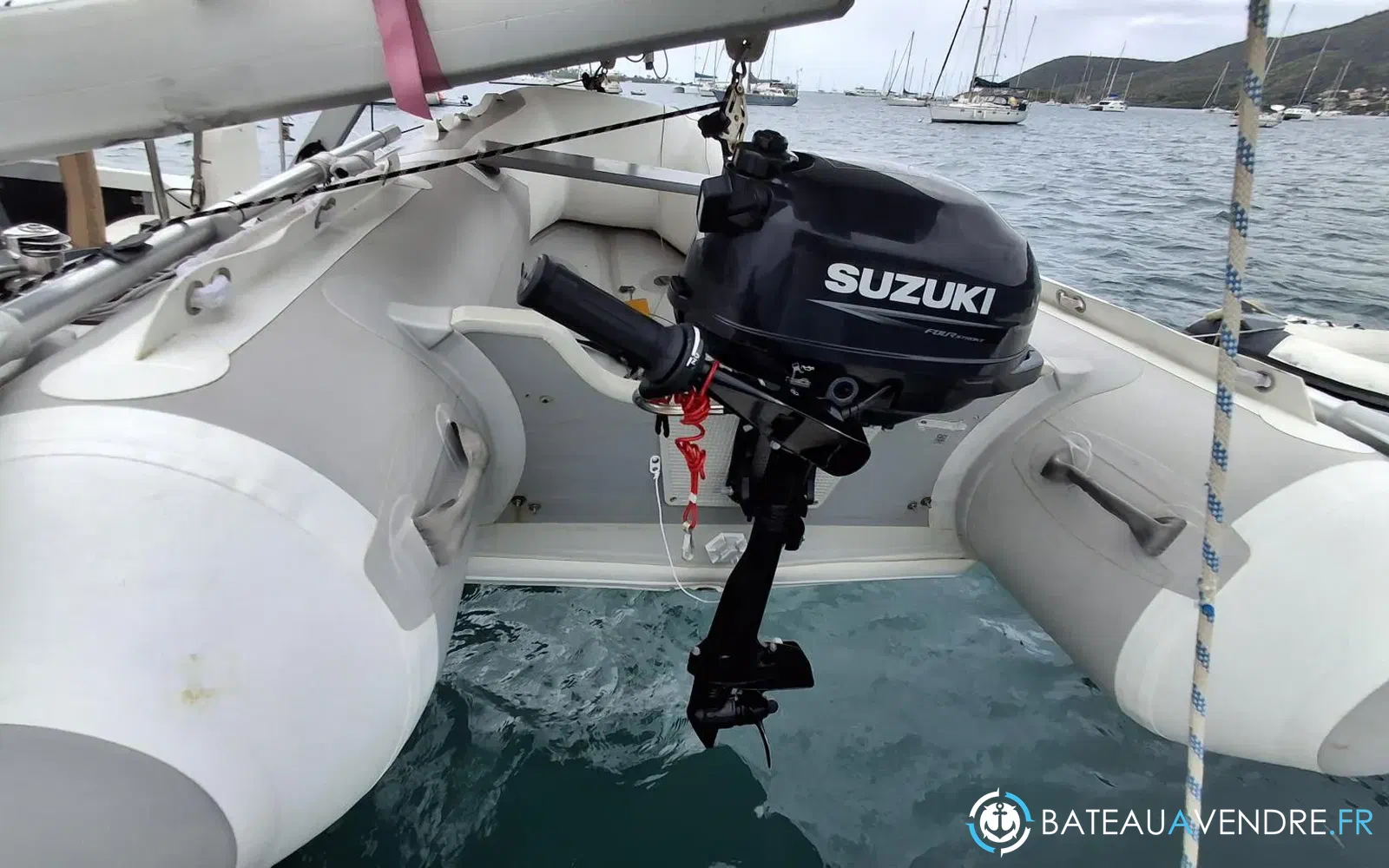 slider 16 Outremer 38