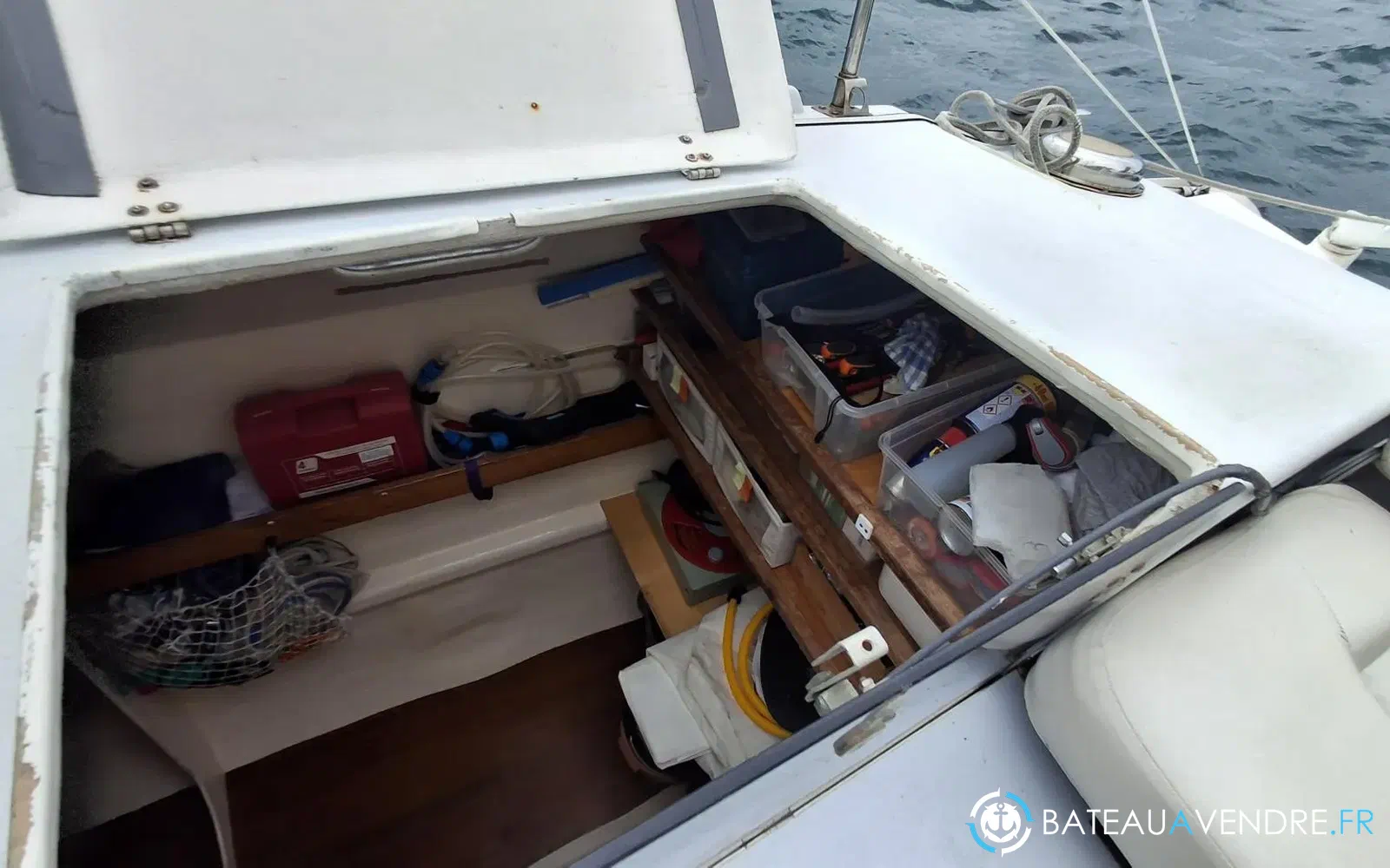slider 19 Outremer 38