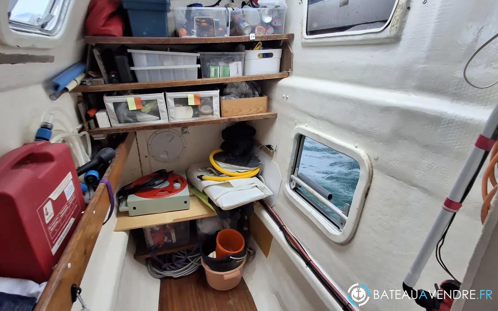 slider 21 Outremer 38