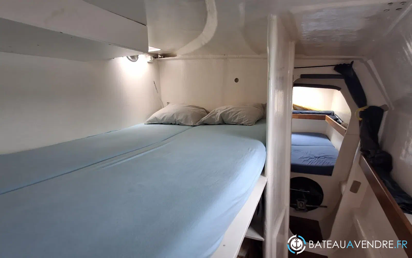 slider 22 Outremer 38