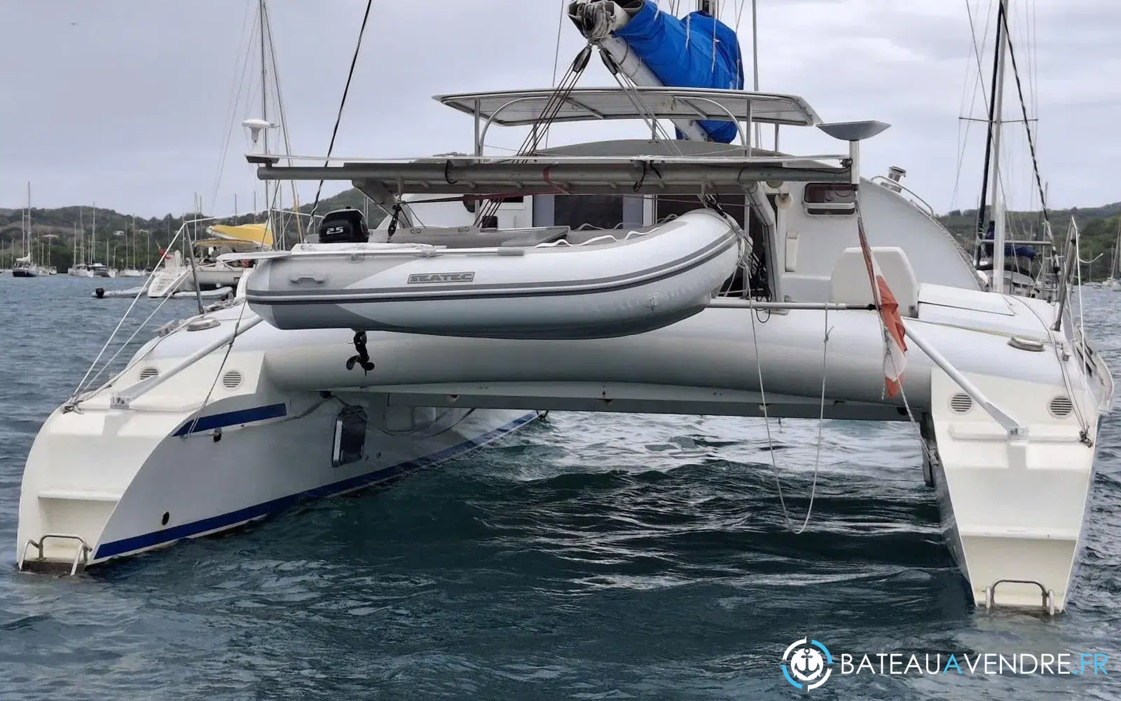 slider 2 Outremer 38