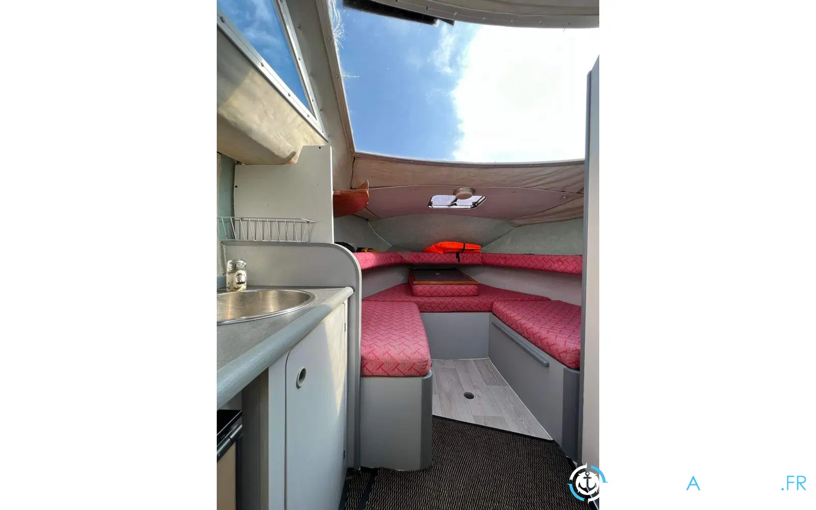 slider 3 Jeanneau Leader 750 Performance