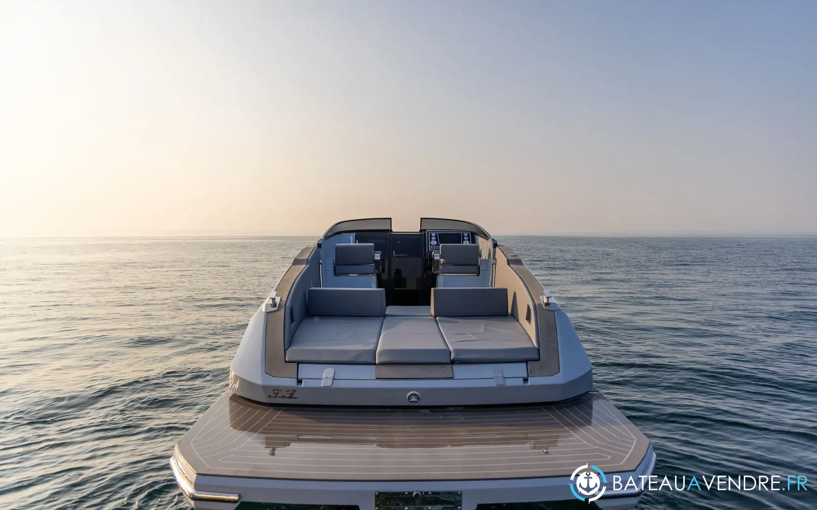 slider 5 Epica Yachts 33