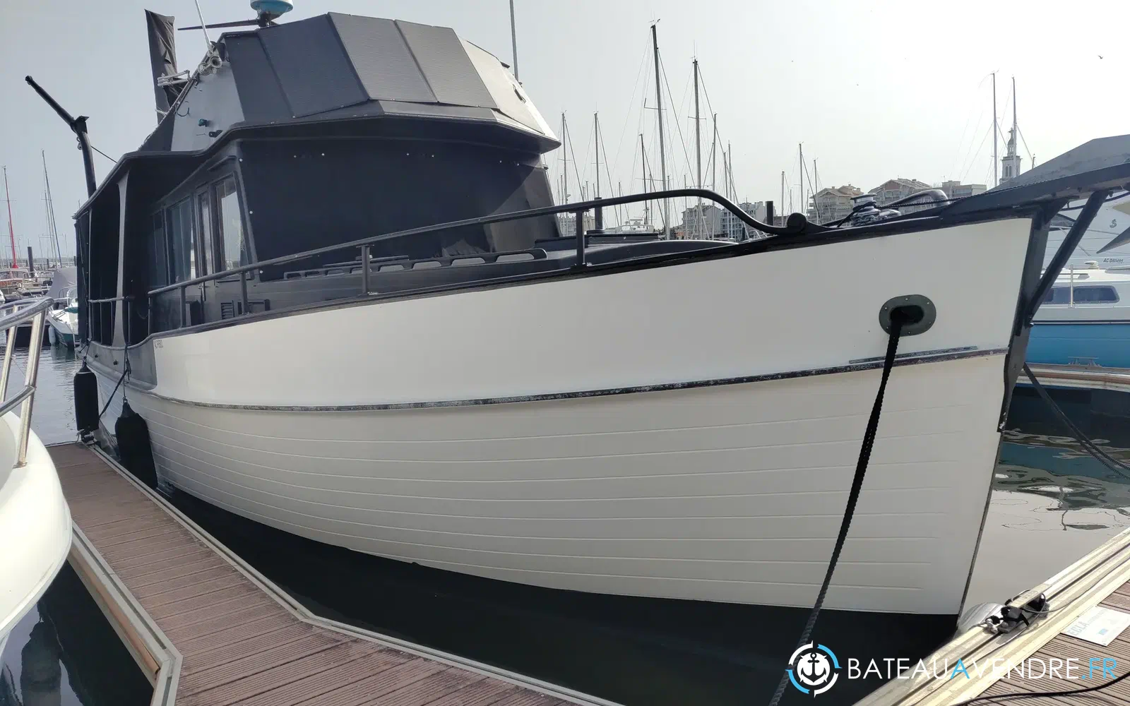 slider 3 Grand Banks 42 Europa