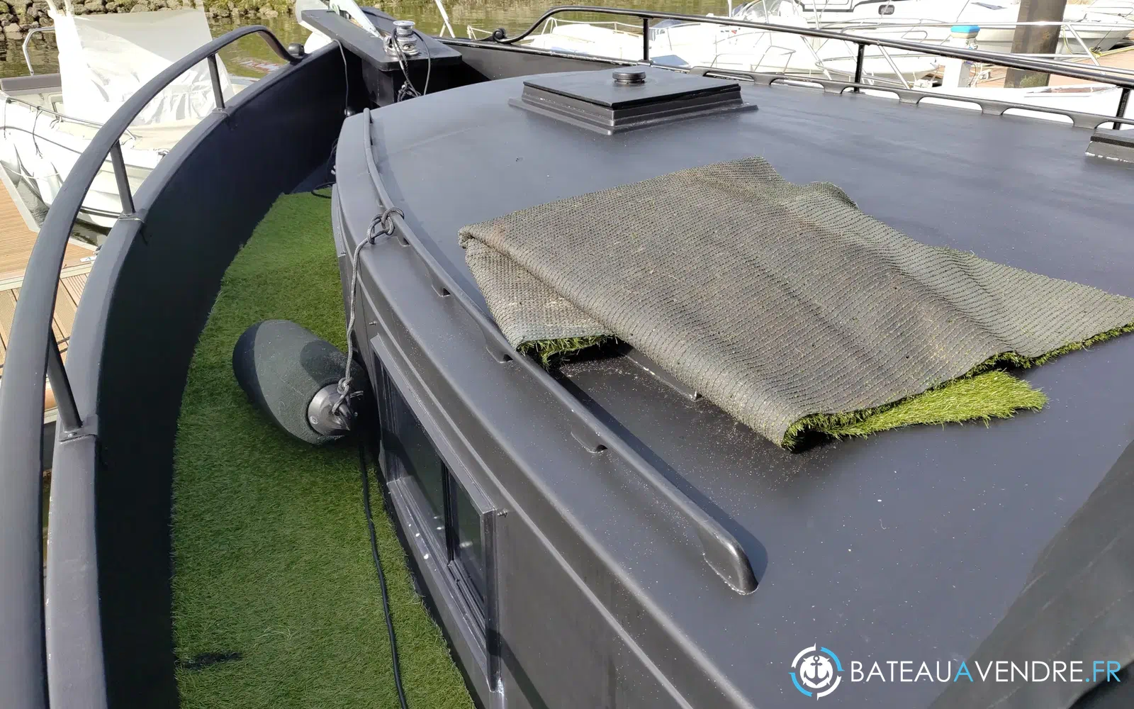 slider 8 Grand Banks 42 Europa