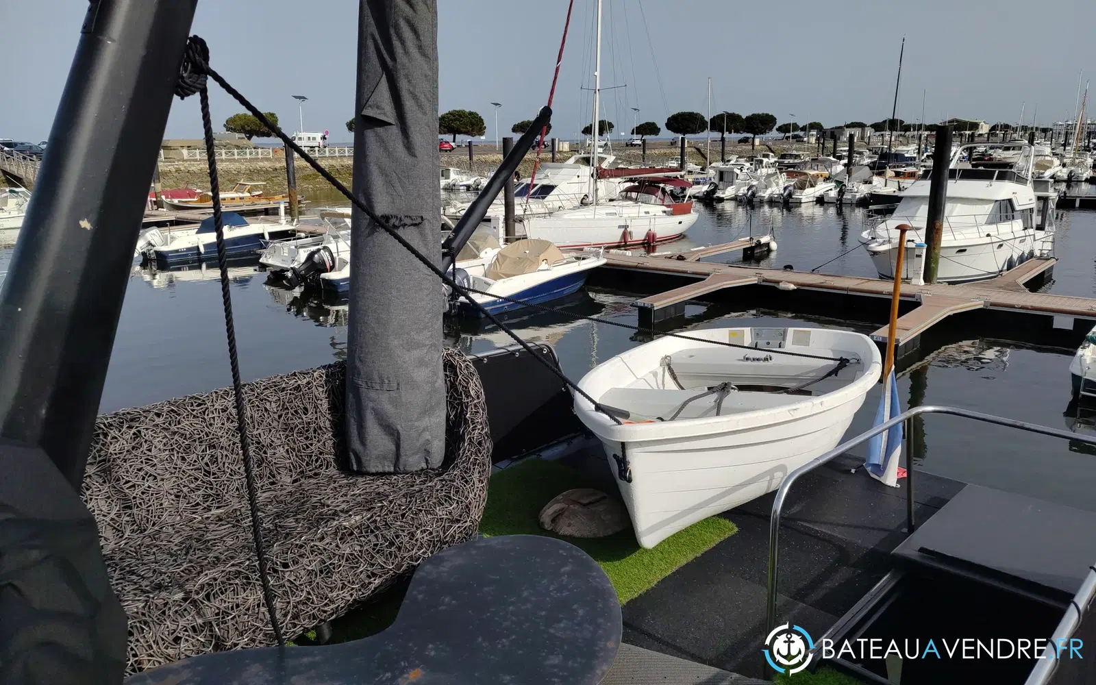 slider 16 Grand Banks 42 Europa