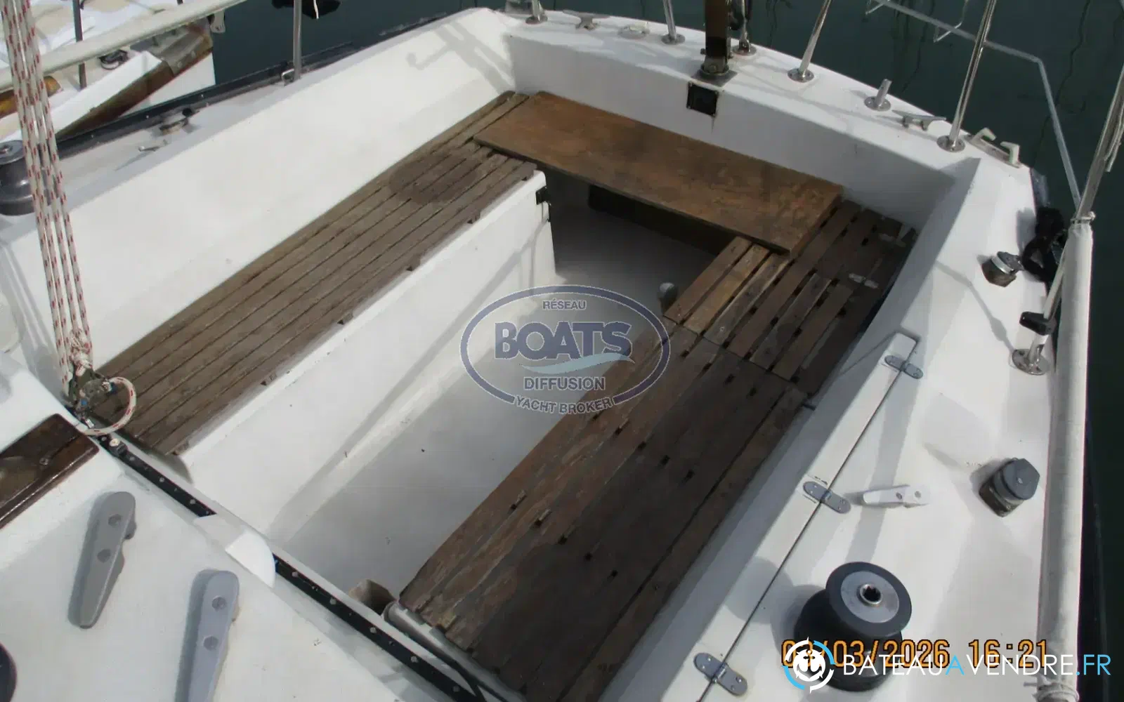 slider 1 Dufour 3800