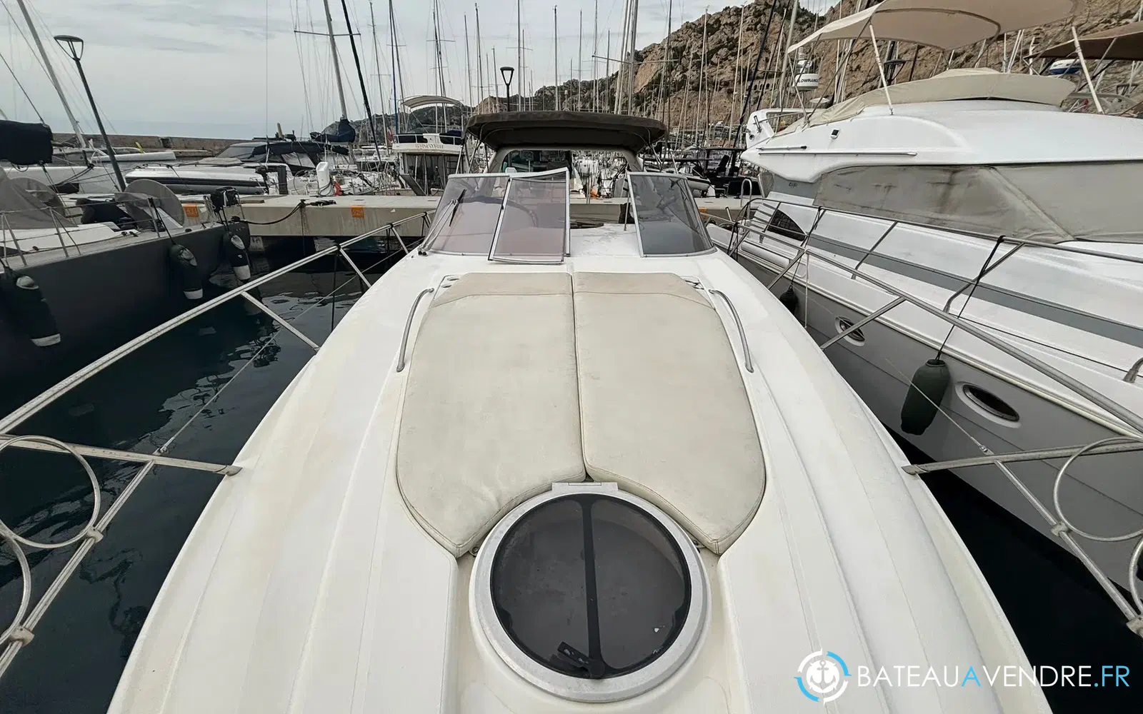 slider 8 Sessa Marine Oyster 42