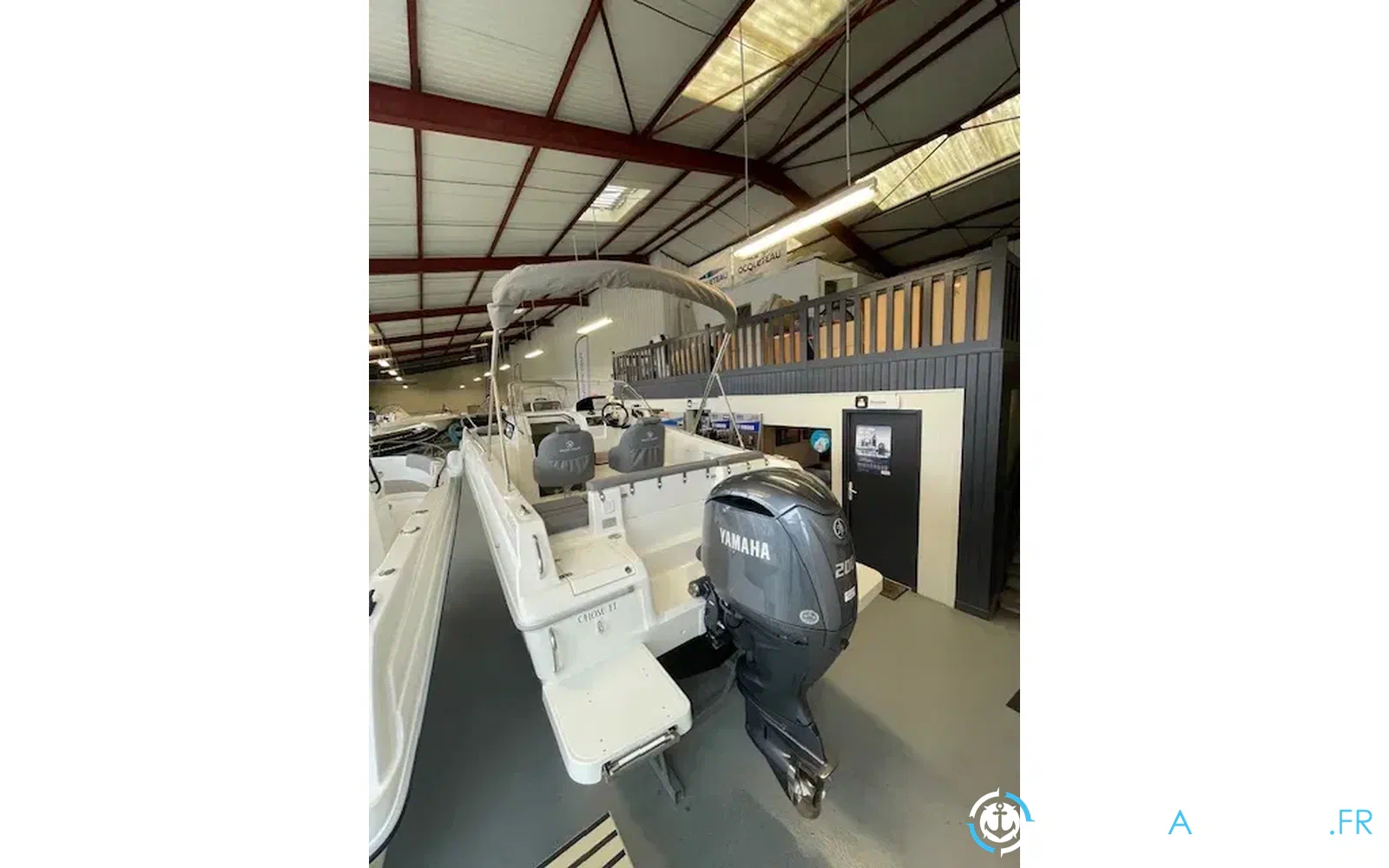 slider 7 Pacific Craft 700 SC