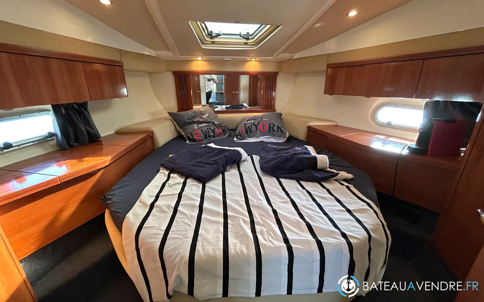 slider 1 Sealine F 34