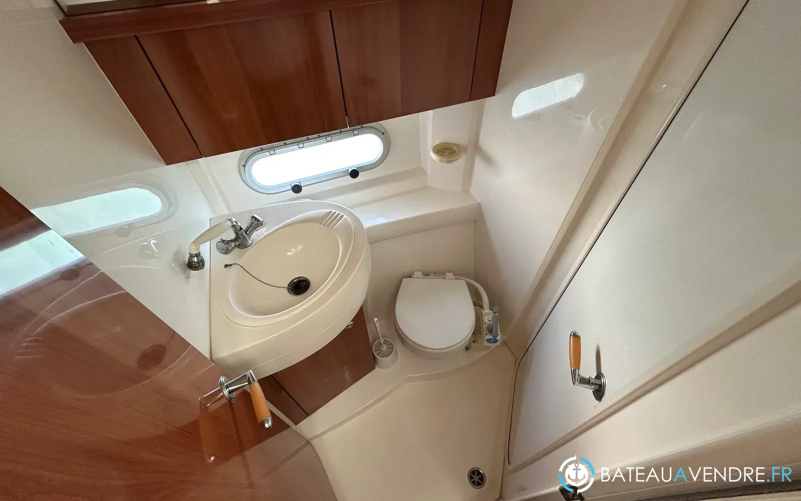 slider 11 Sealine F 34